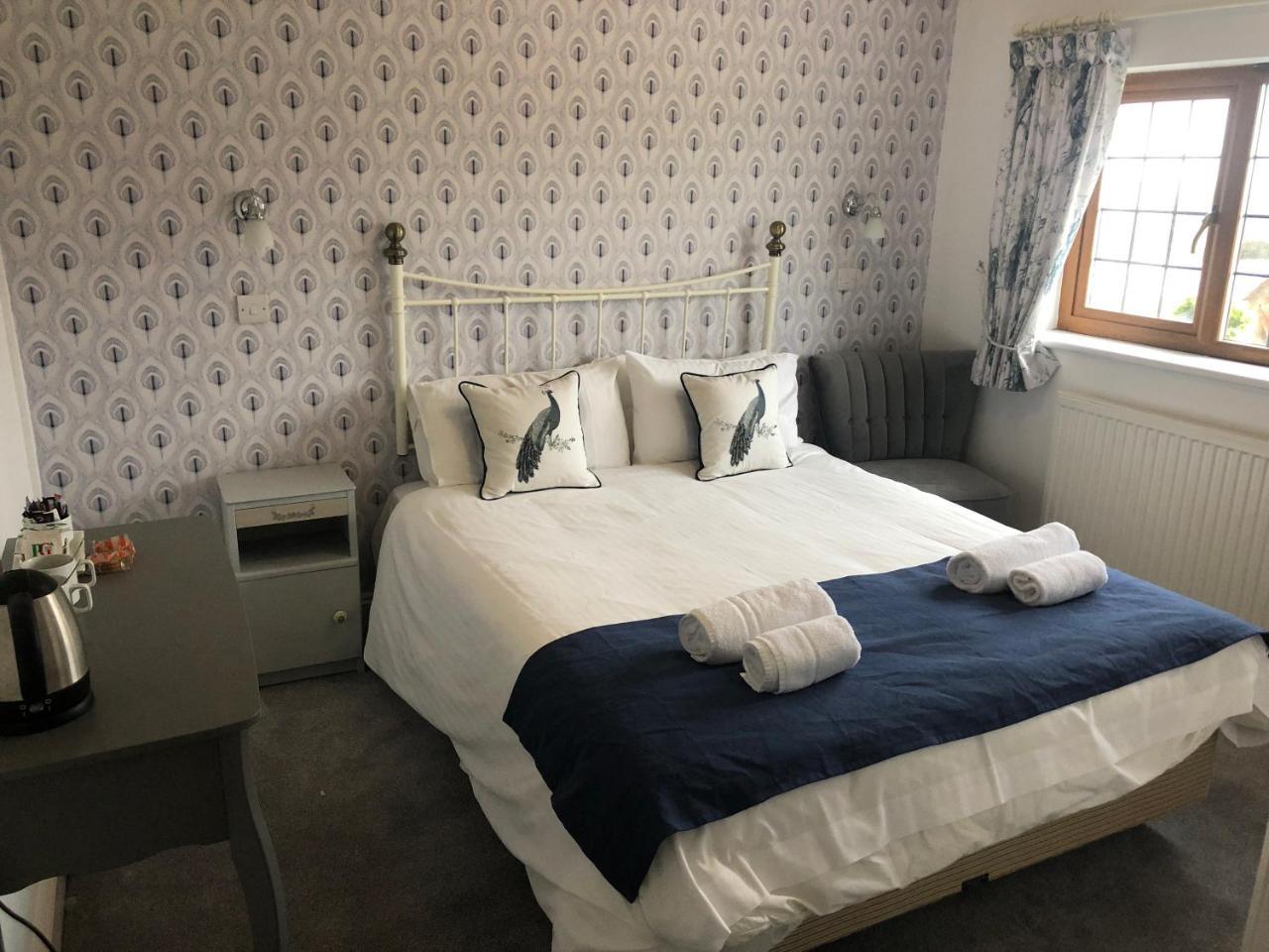 Raleghs Cross Inn Clatworthy Esterno foto